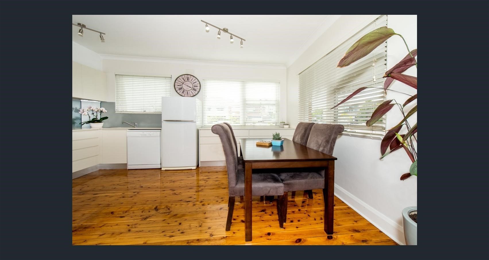 2 BEDROOM APARTMENT IN CONVENIENT 5