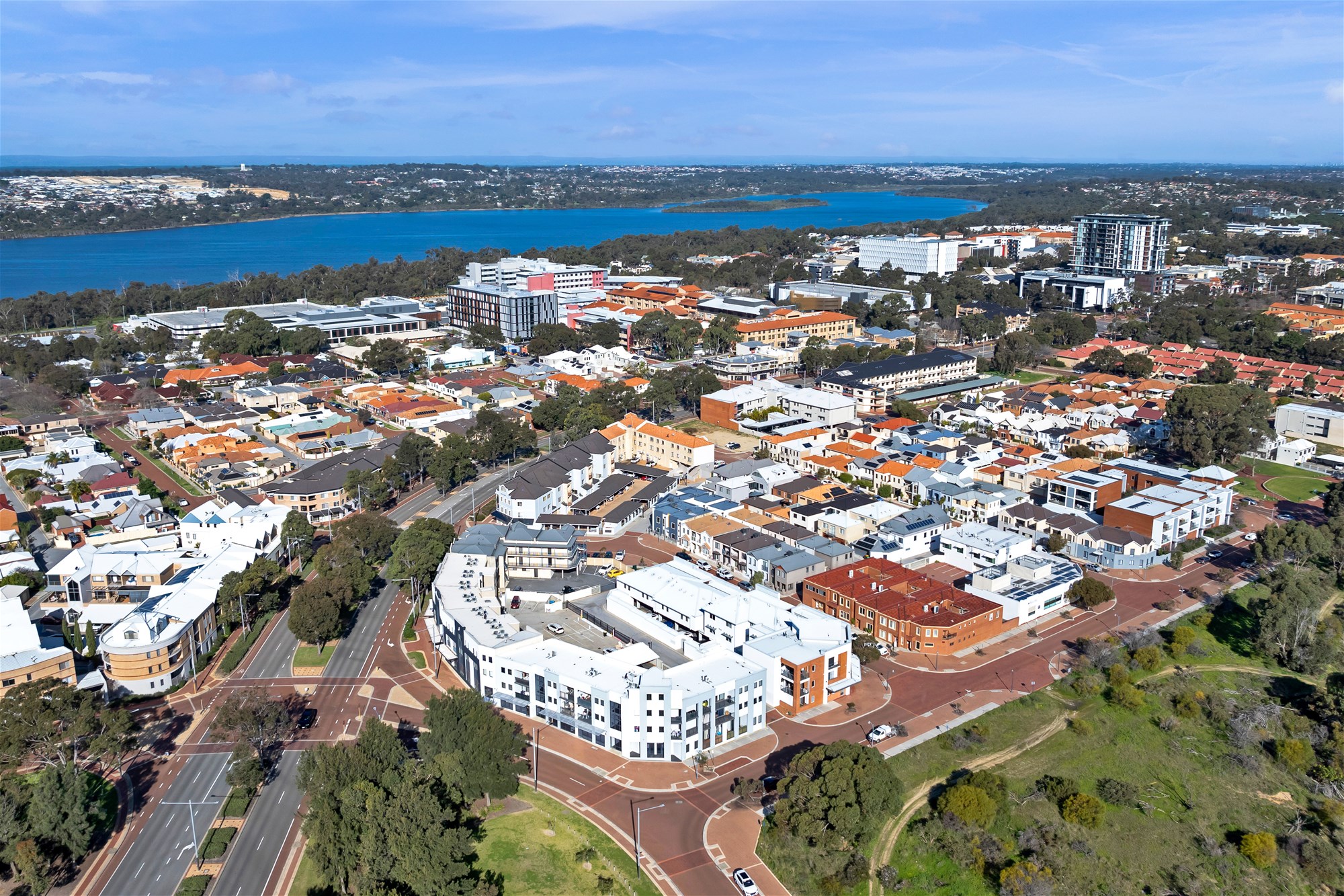 Quiet and Secure Apartment in 25