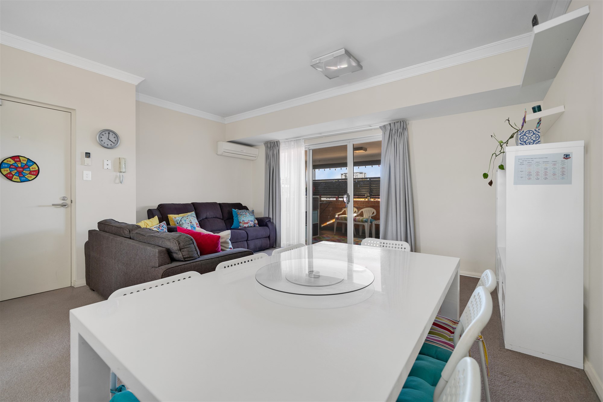 Quiet and Secure Apartment in 5