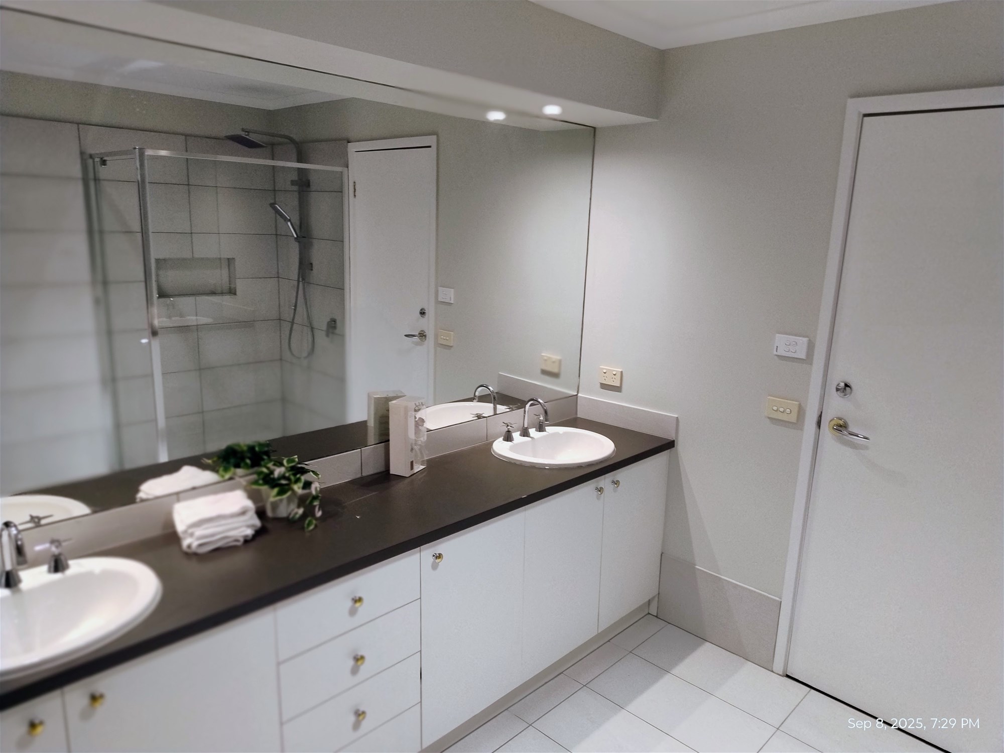 High Quality 3 Bedrooms Single 67