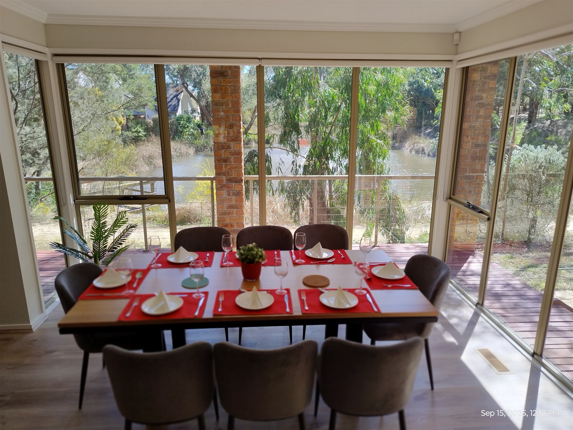 High Quality 3 Bedrooms Single 9