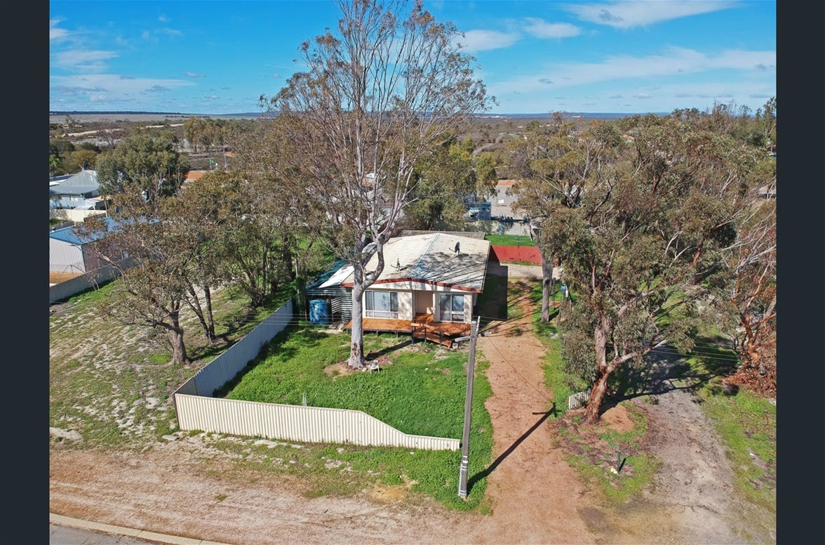 10 Brimson Street, Eneabba, WA 12