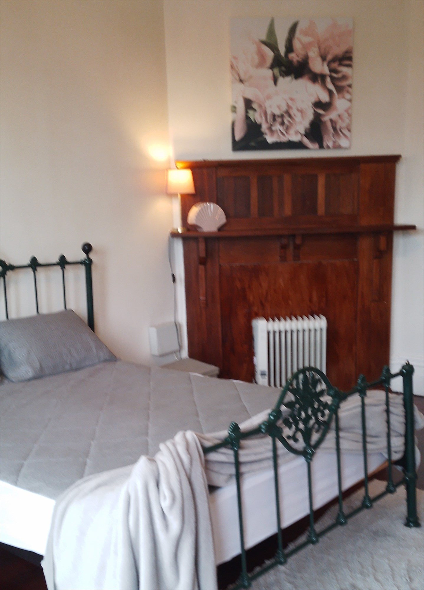 FULLY FURNISHED SELF CONTAINED PRIVATE 2