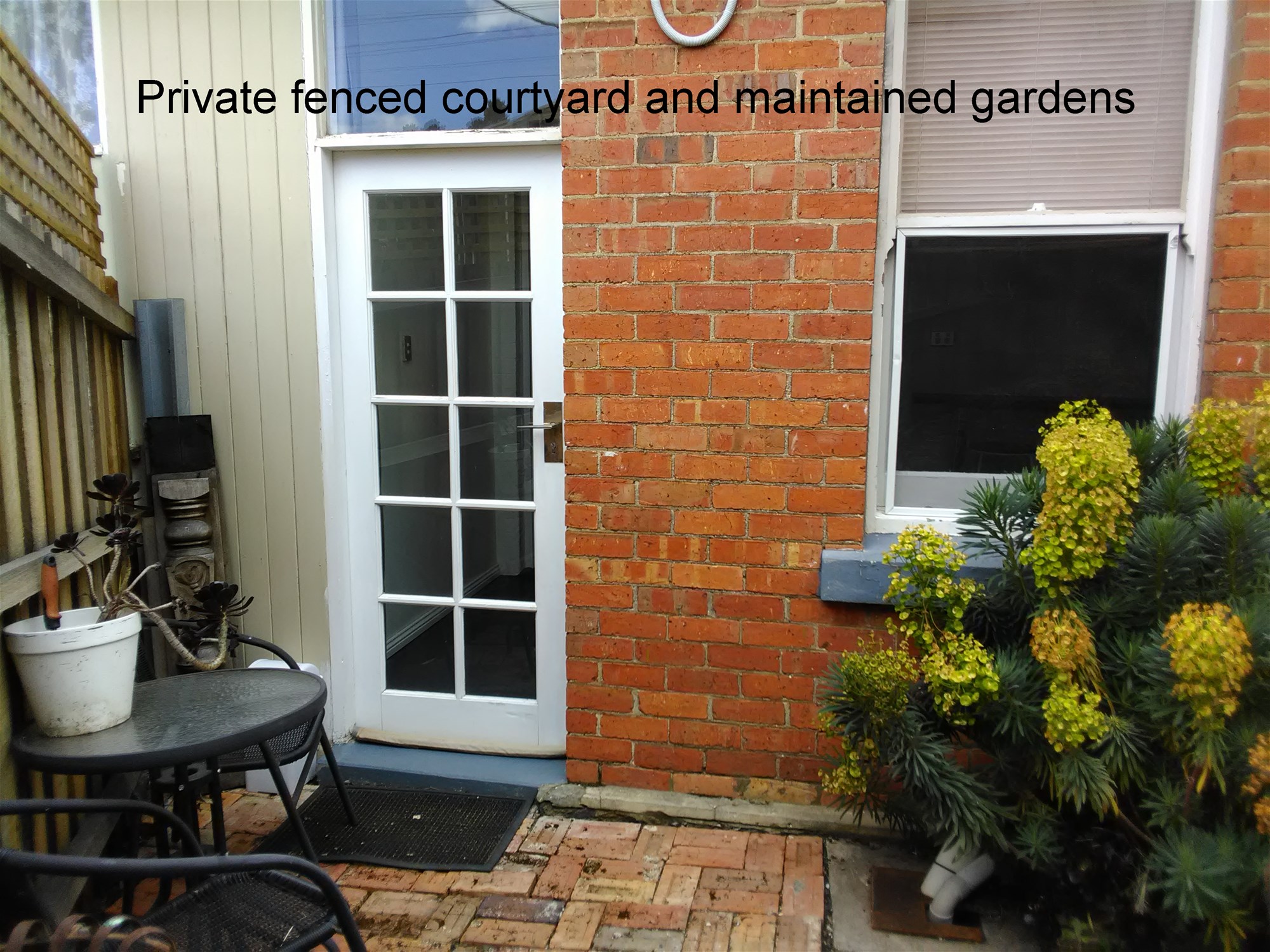 FULLY FURNISHED SELF CONTAINED PRIVATE 29