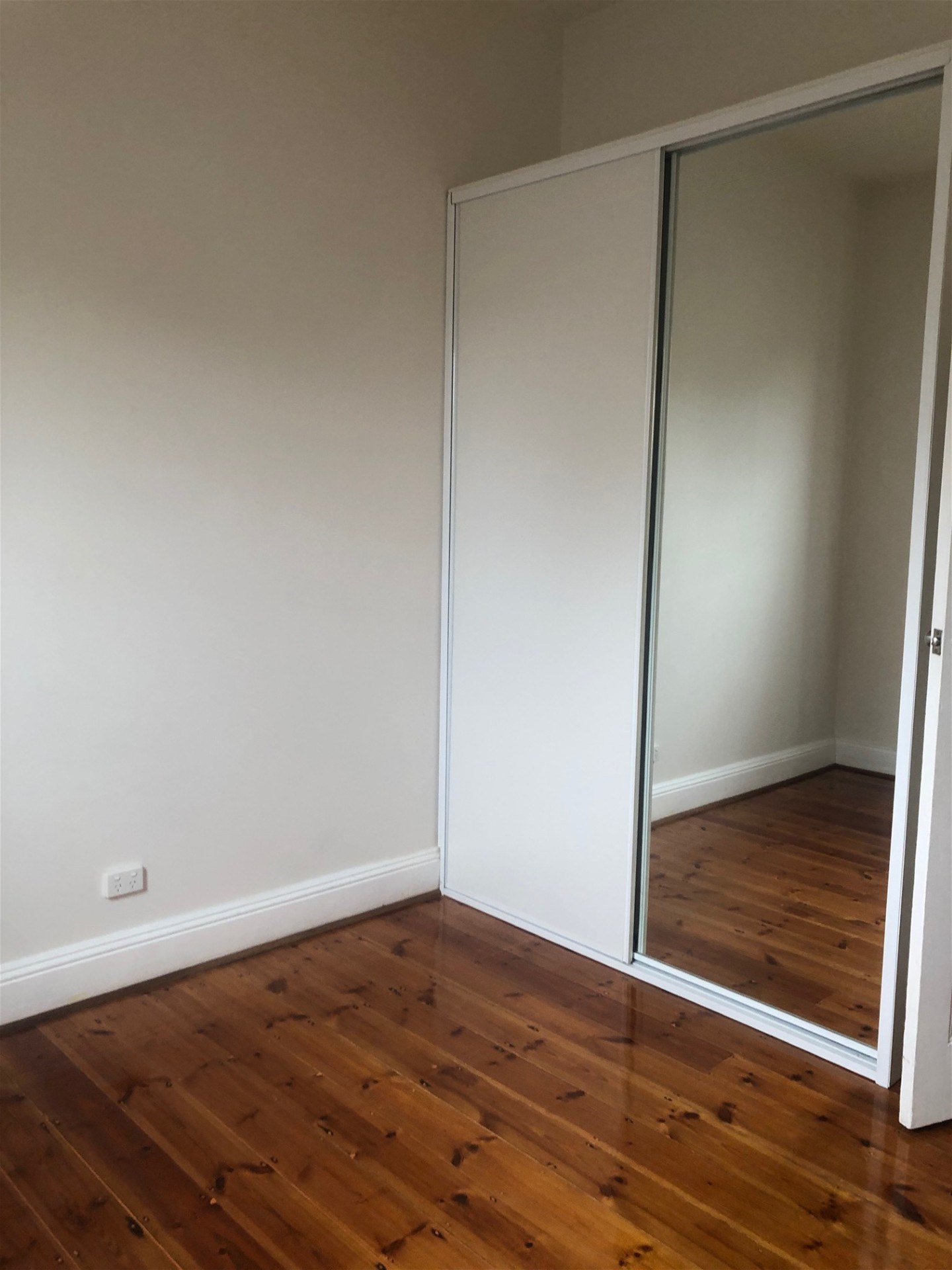  CLARENCE PARK 2 BEDROOM BLUESTONE 8