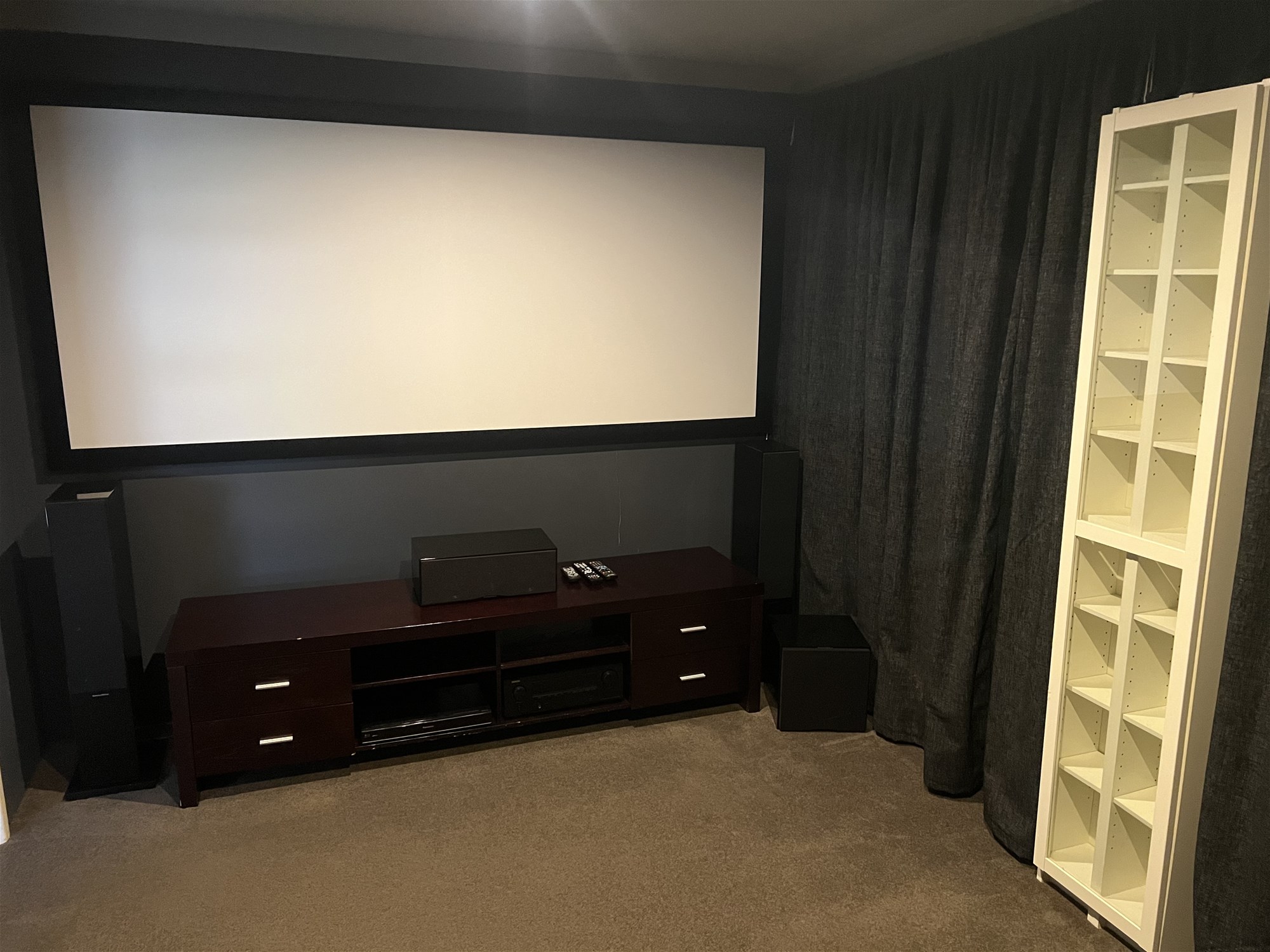Spacious 3-Bedroom Home Opposite Park 4