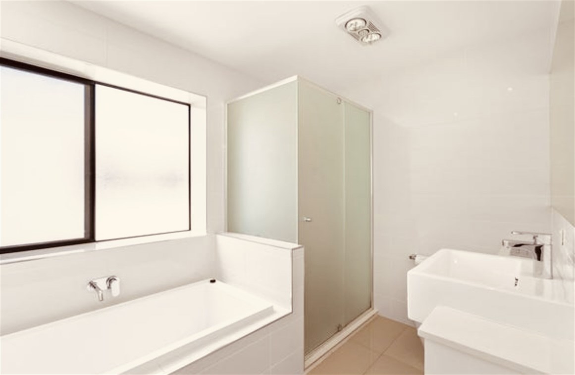 “Hollywell Haven: Stunning 3 Bedroom 9