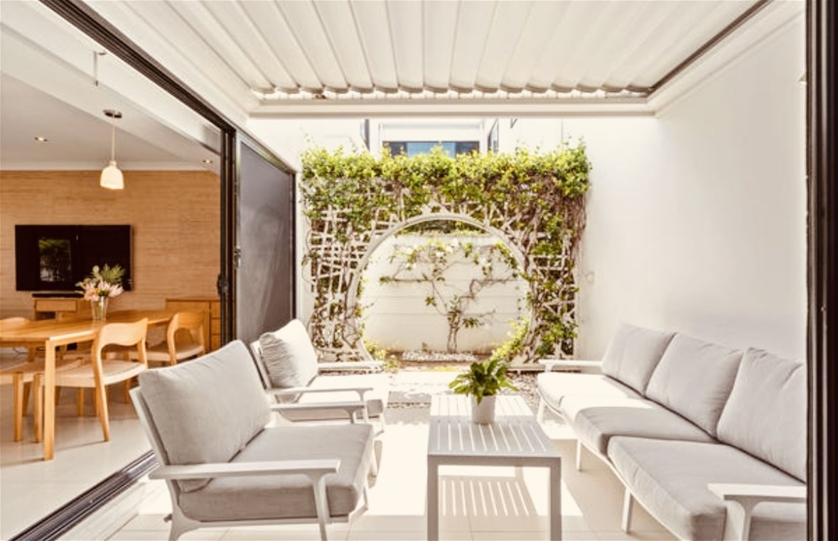 “Hollywell Haven: Stunning 3 Bedroom 12