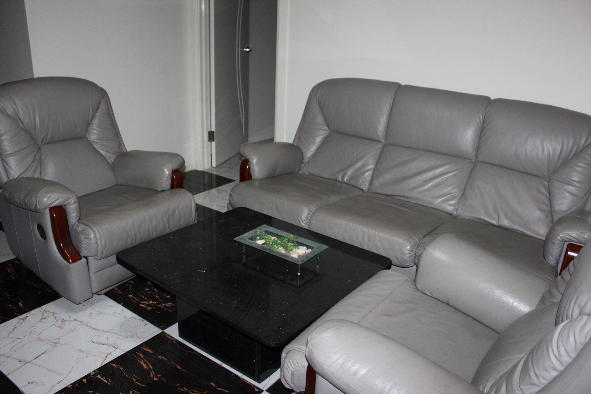 Self Contained Fully Furnished 2BR 6