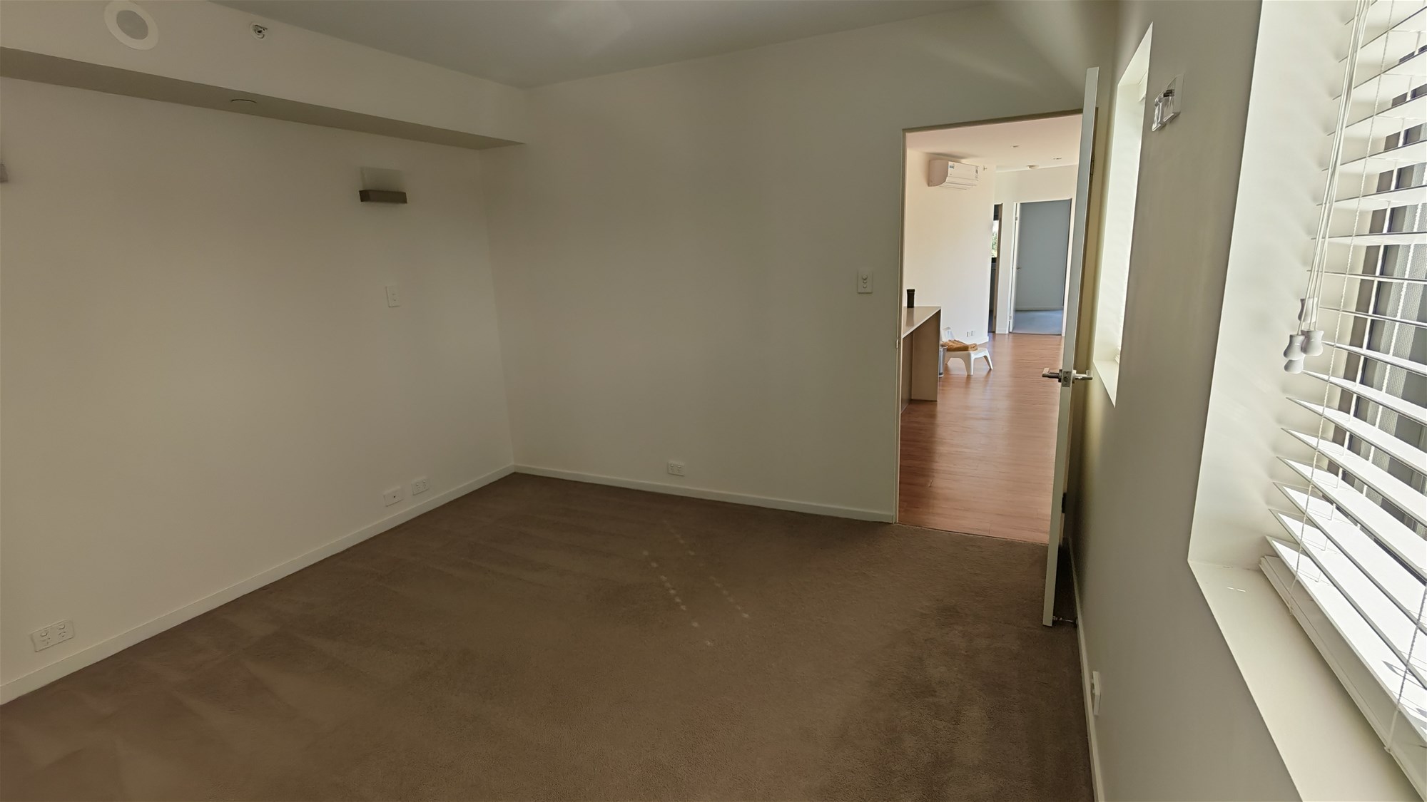 “Prime Location Apartment for Rent 7