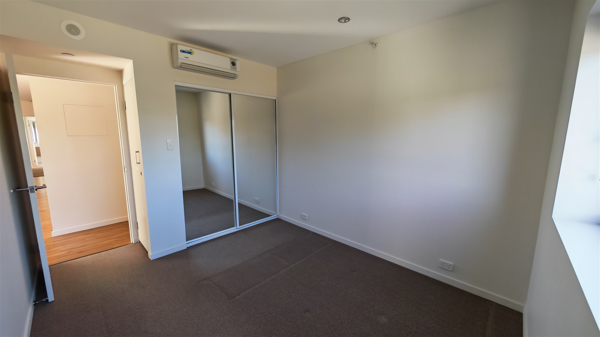 “Prime Location Apartment for Rent 20