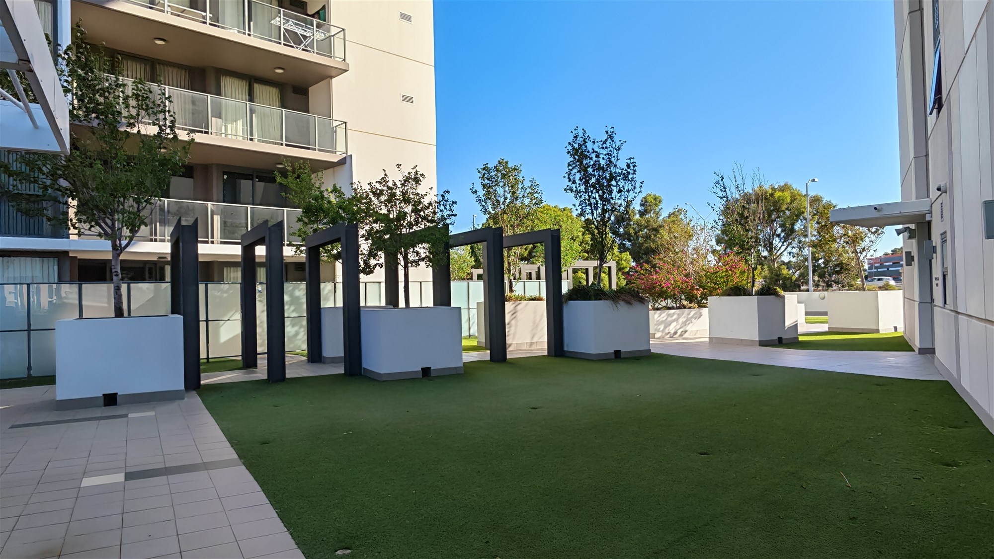“Prime Location Apartment for Rent 33