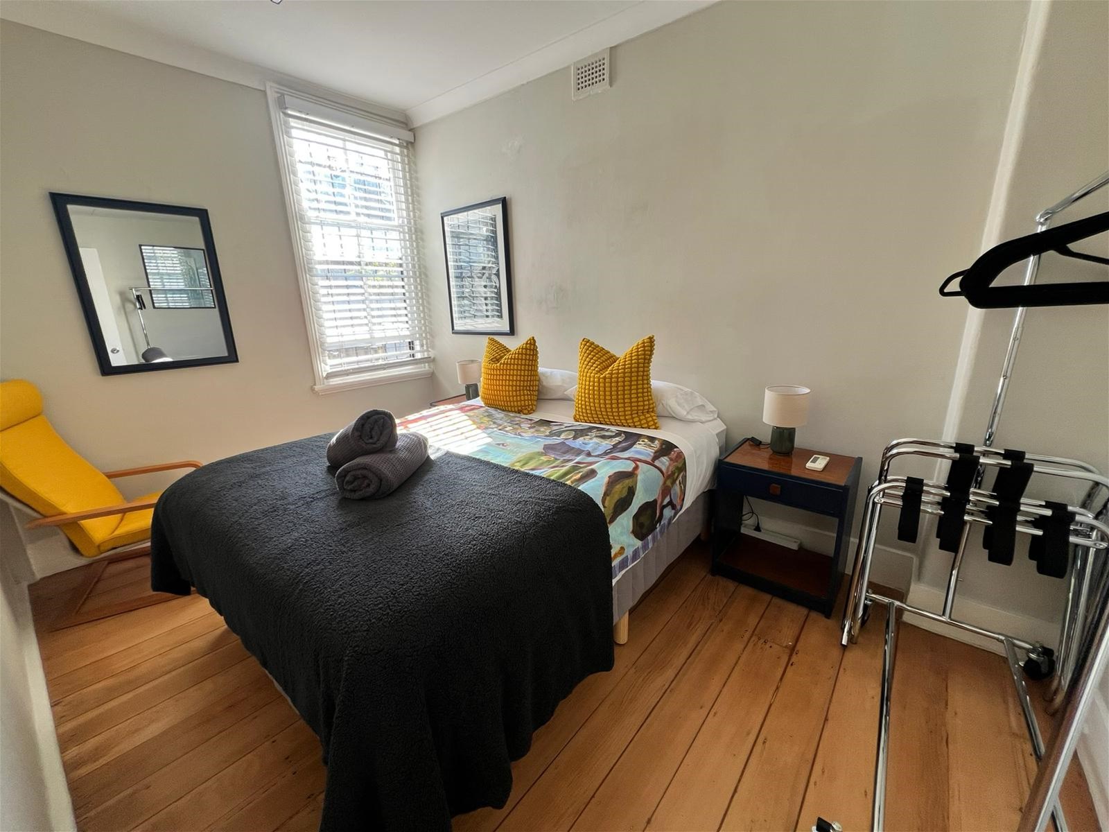 Sylish, Newly Renovated, Fully Furnished, 5