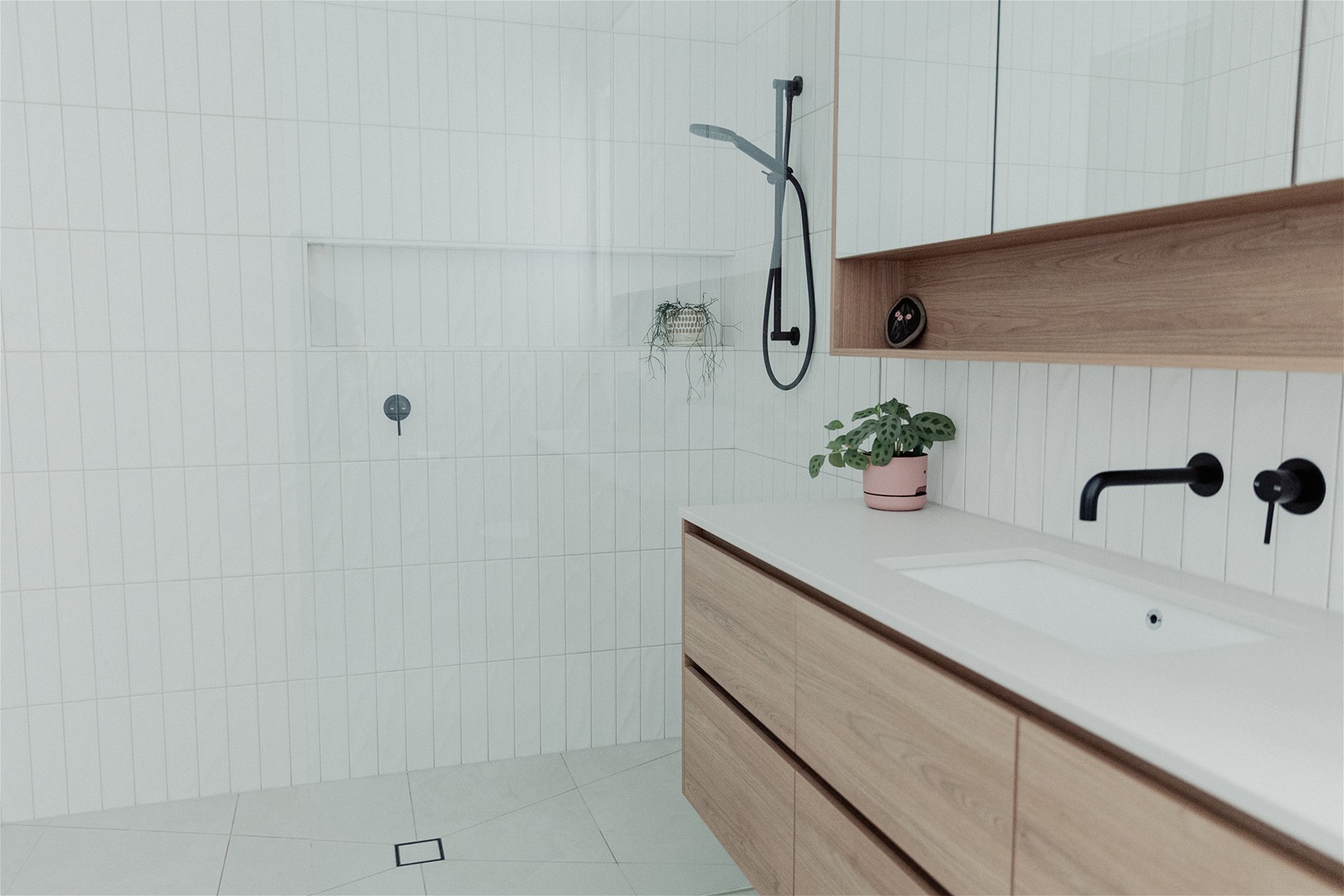 “Charming Ceres Home for Rent: 8