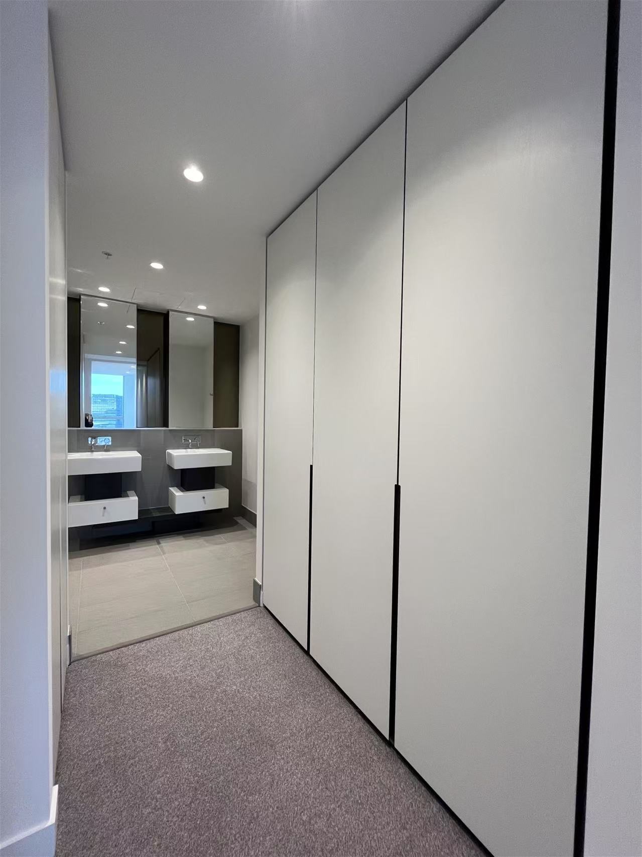 Spacious 2 Bedroom 2 Bathroom 5