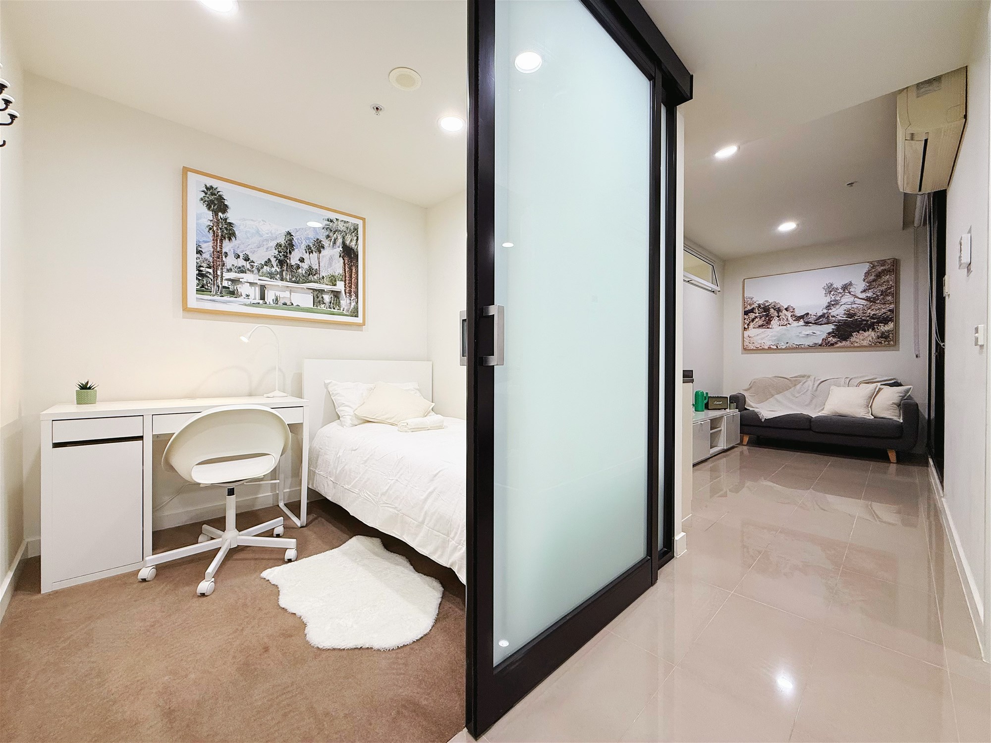 Fantastic Fully Furnished 3 Bedroom 4