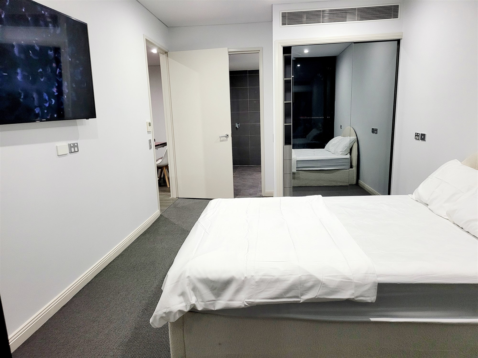 Furnished Luxury 2 Bed + 7