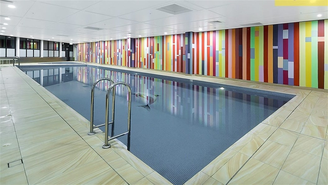 Furnished Luxury 2 Bed + 21