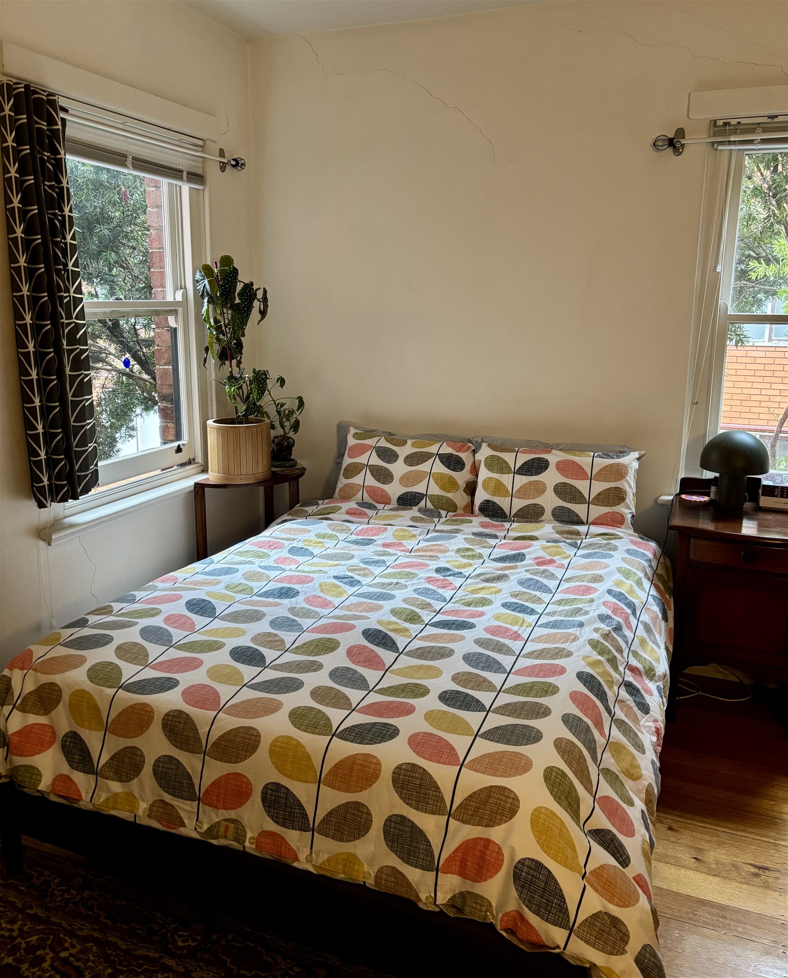 HIDDEN GEM CLOSE TO ALL AMENITIES