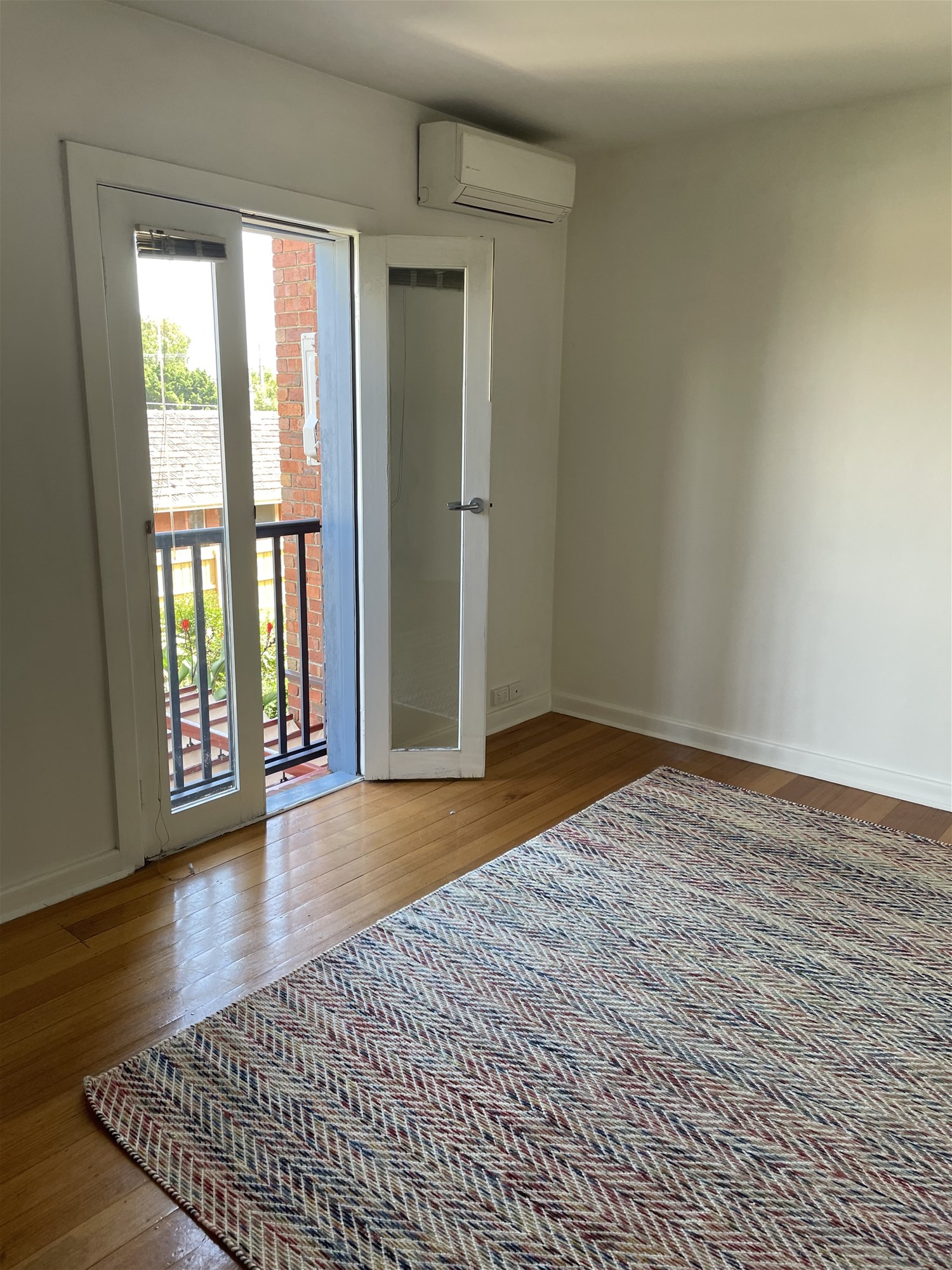 HIDDEN GEM CLOSE TO ALL 2