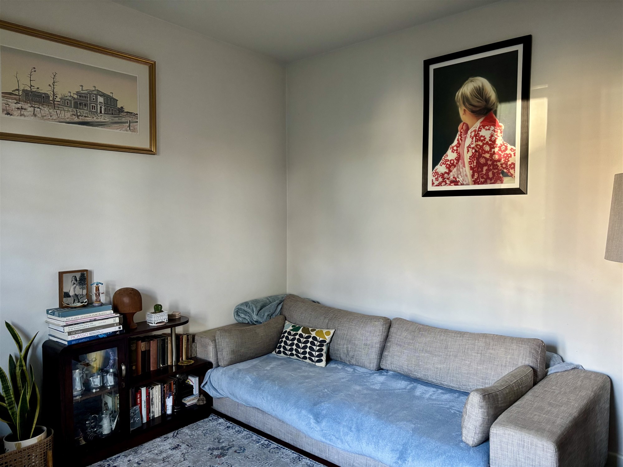 HIDDEN GEM CLOSE TO ALL 4