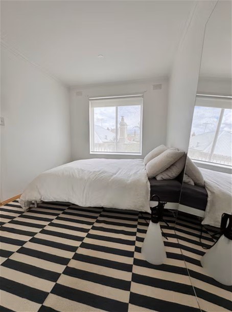 Unit For Rent 4