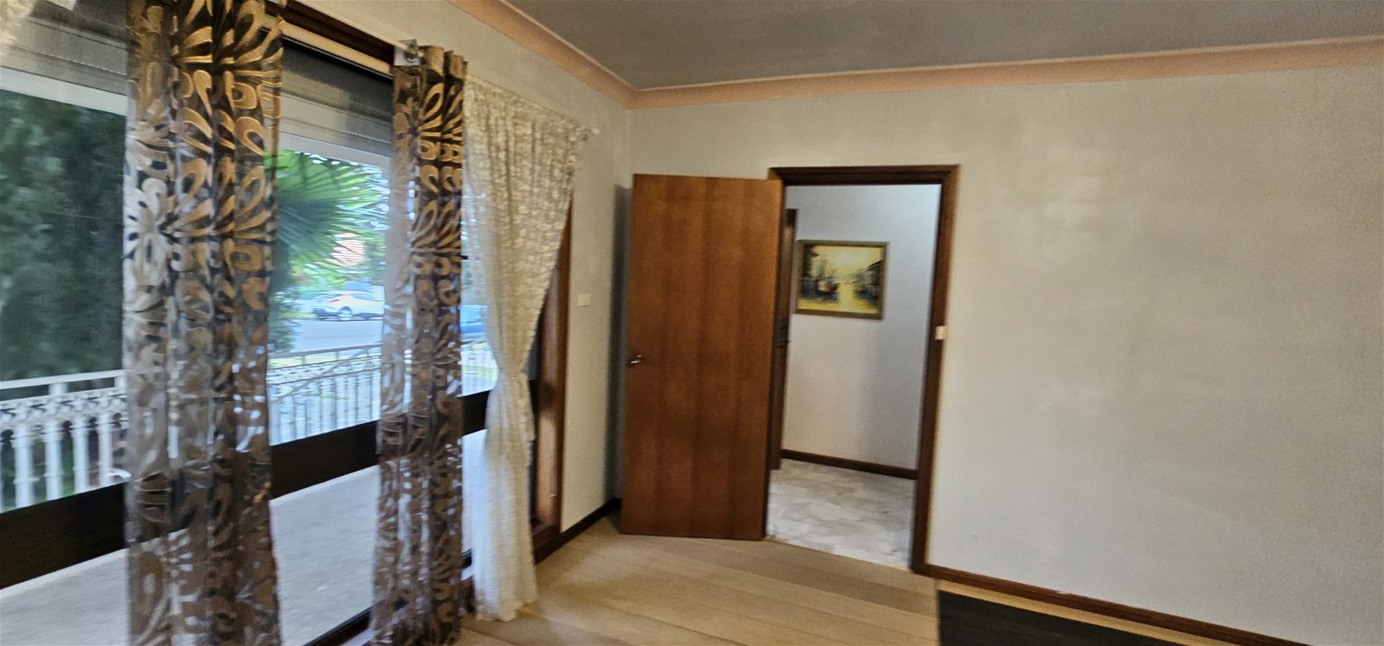 4 minutes walk to station, Quiet street, photo 6