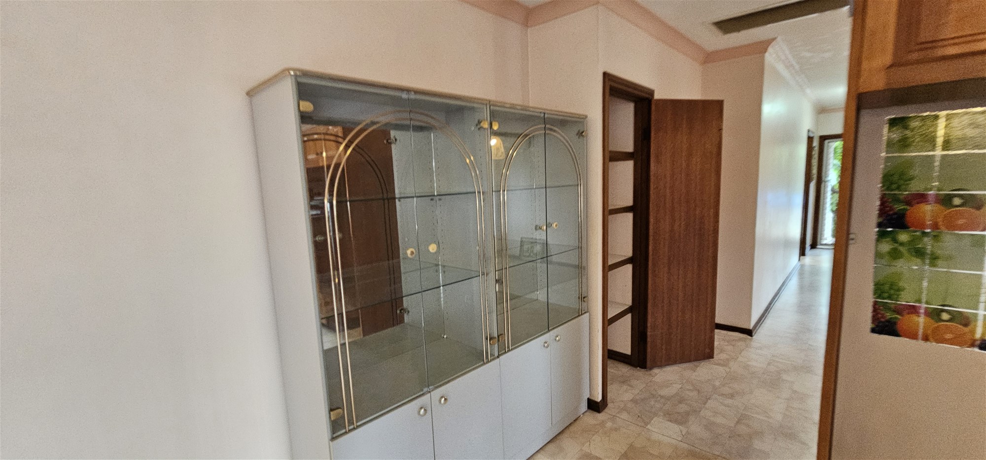 4 minutes walk to station, Quiet street, photo 13