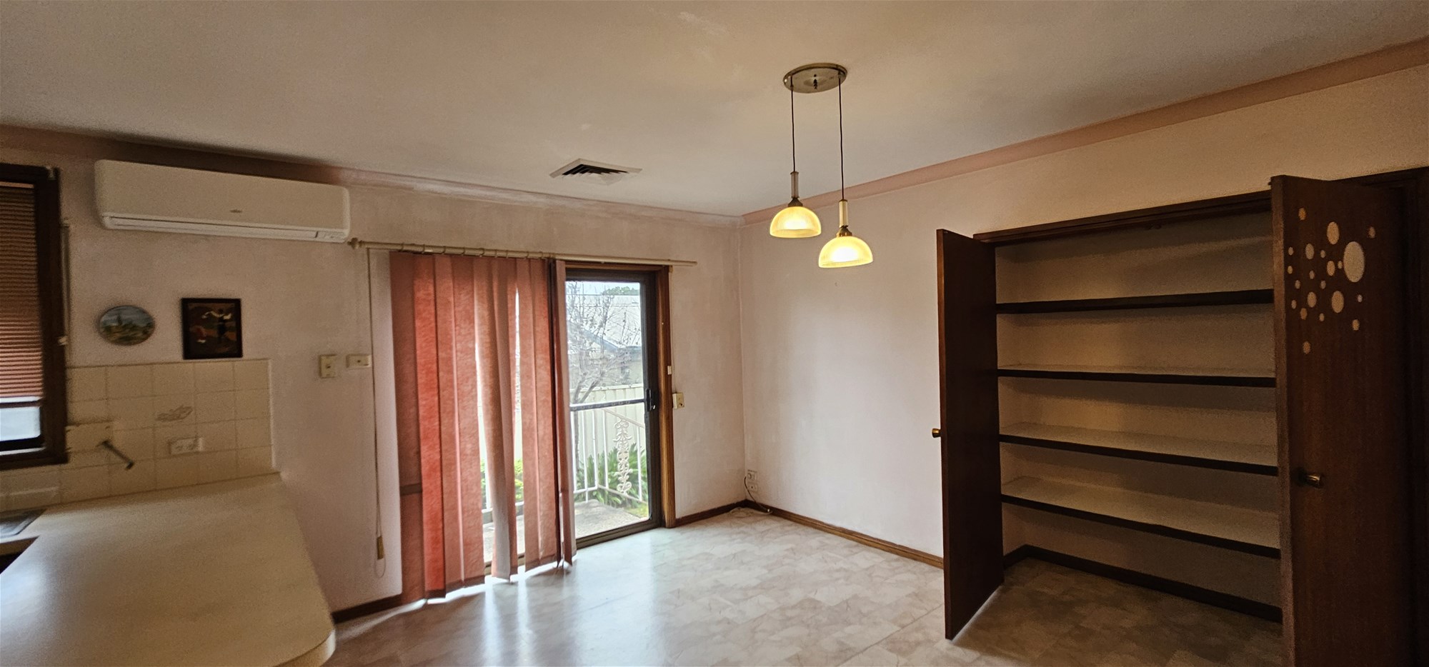 4 minutes walk to station, Quiet street, photo 15