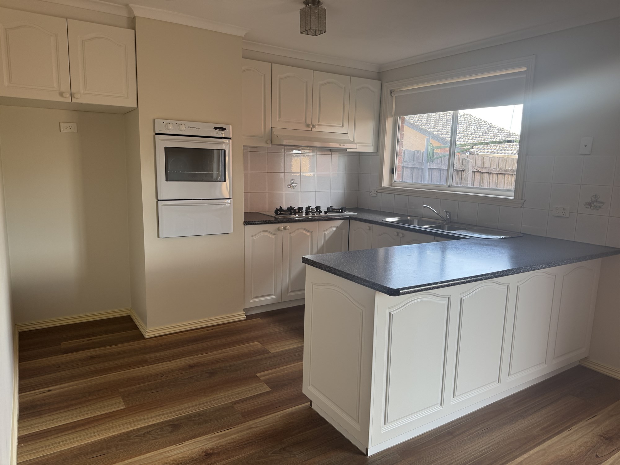 3 bedroom  Townhouse for Lease – DEER PARK VIC 3023, photo 3