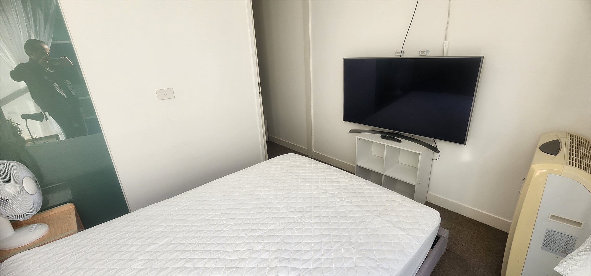 Renovated and furnished Studio close to Royal Hospital and University, photo 8