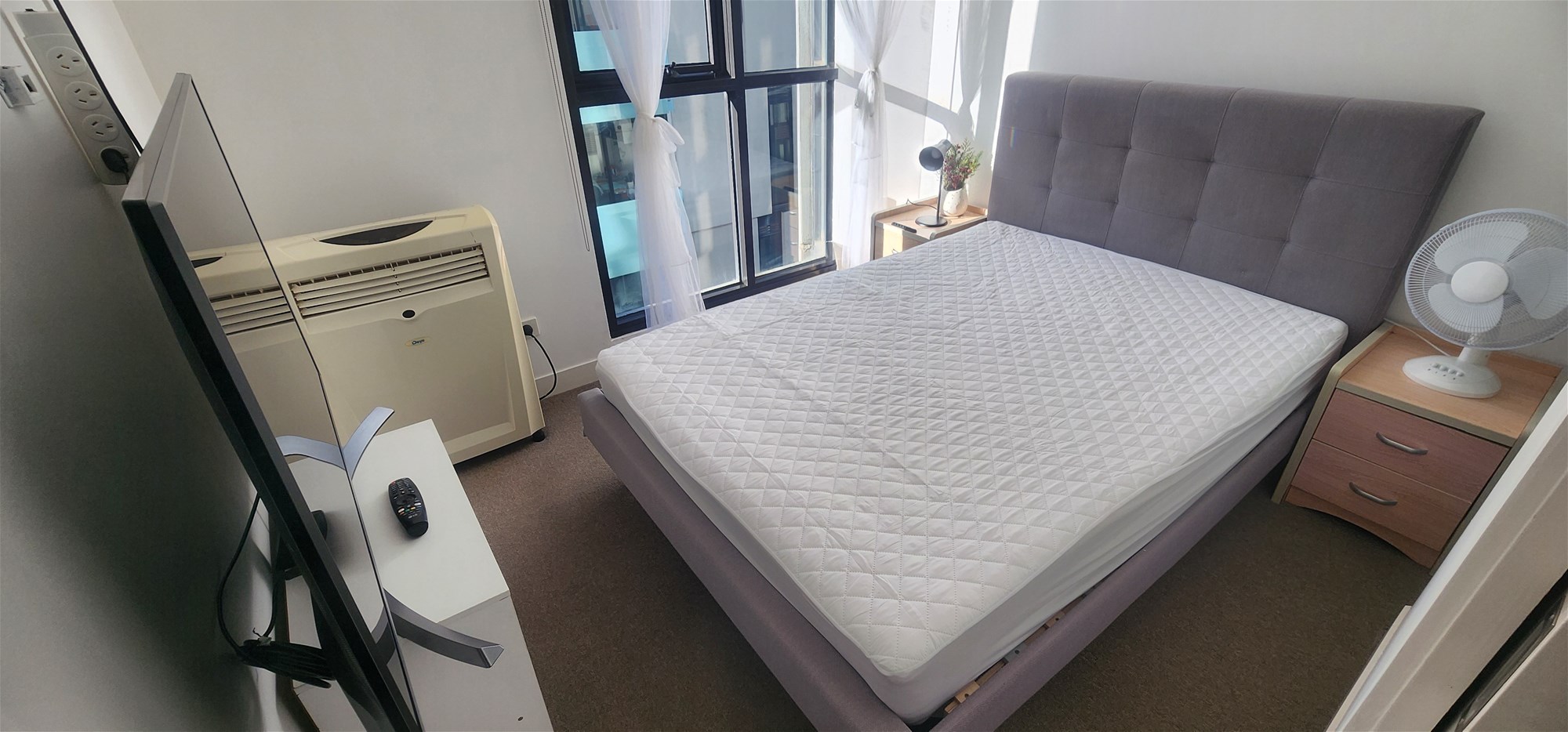 Renovated and furnished Studio close to Royal Hospital and University, photo 7