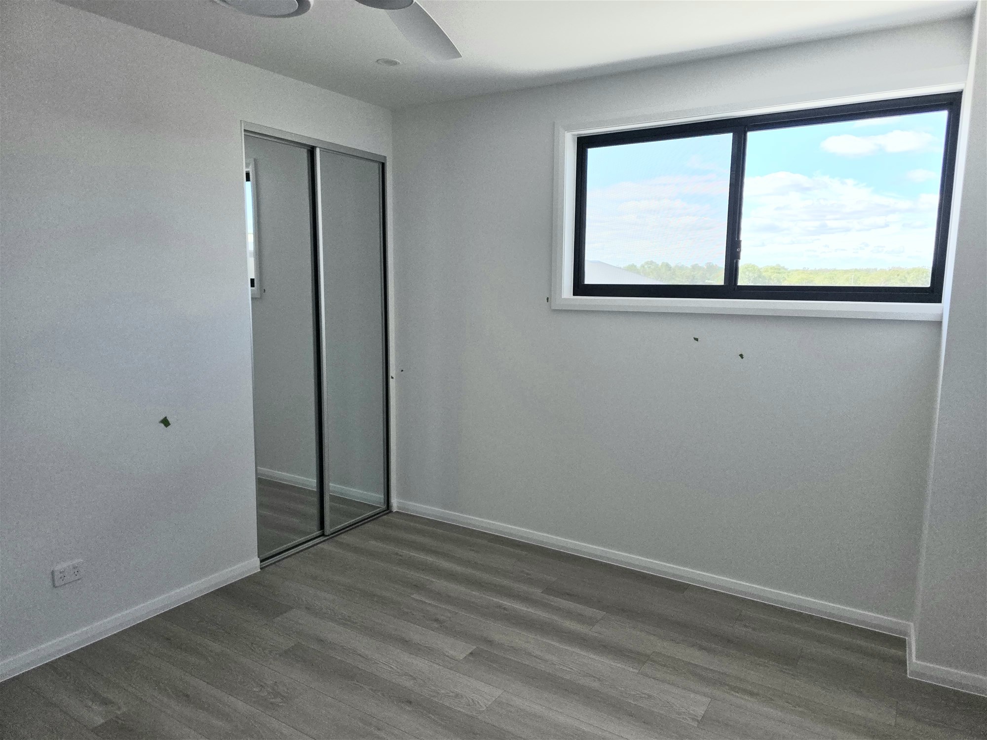 Single room with attached bathroom available for RENT …… $300+ per week., photo 5