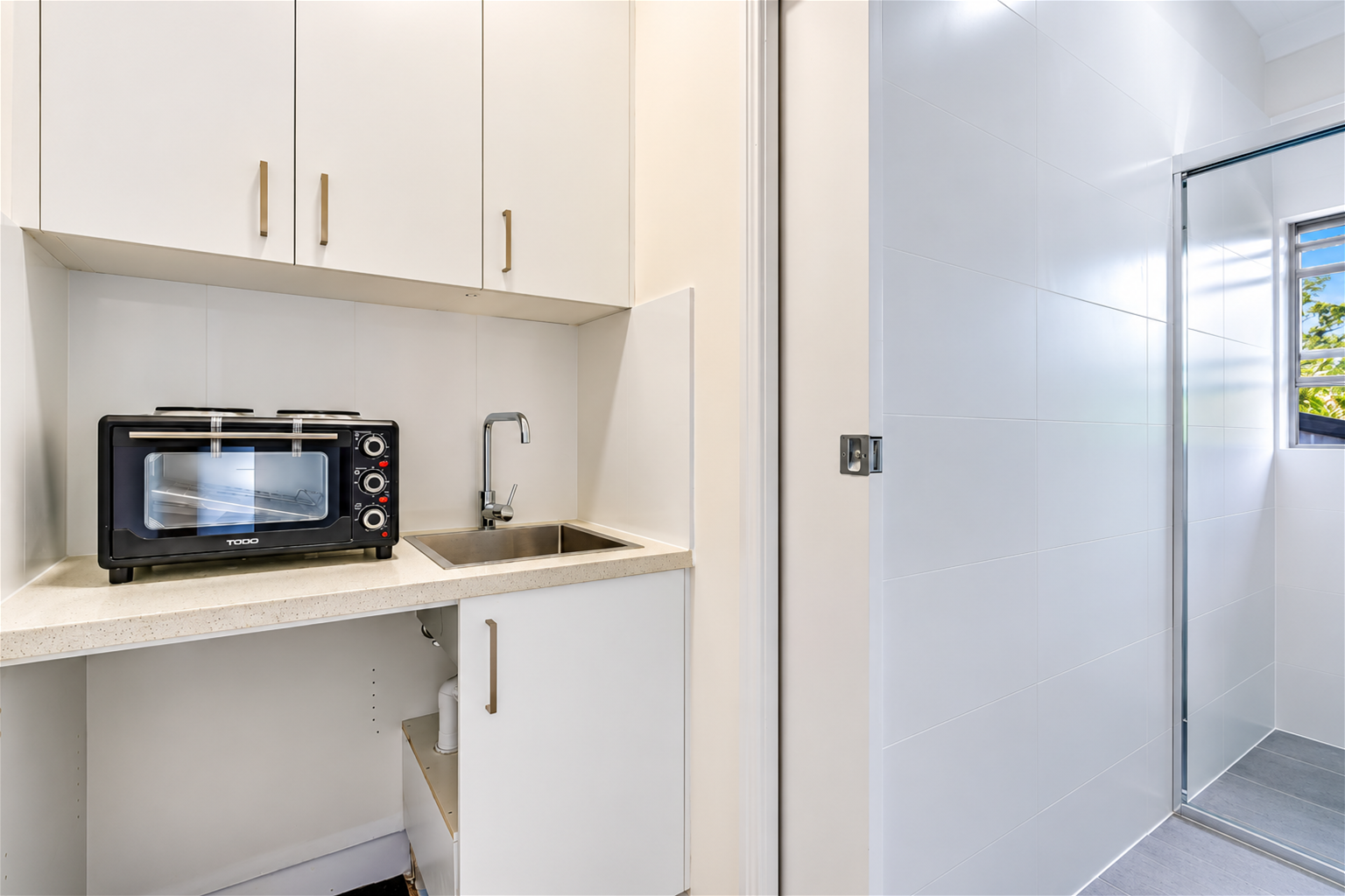 Bright One Bedroom Flat – Prime Morisset Location, photo 4