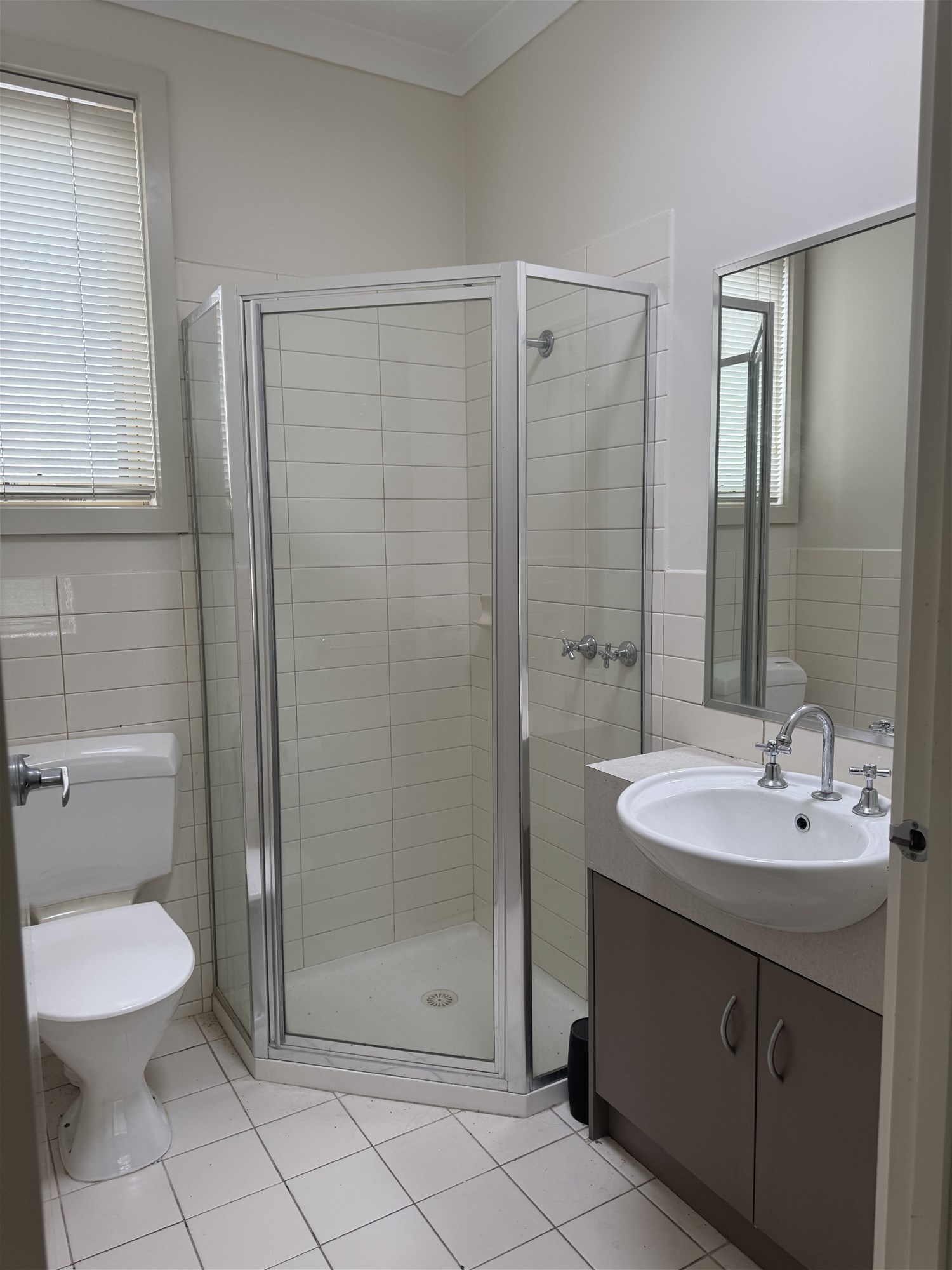 3 bedroom Townhouse For Lease  – SYDENHAM VIC 3037, photo 6