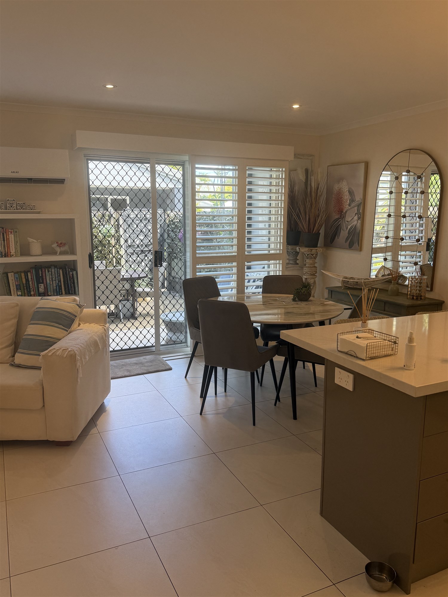 Beautiful Townhouse, Fantastic Location, Fully Furnished, 3 months, photo 4