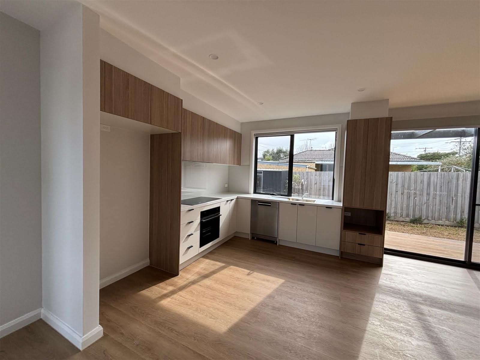 Brand New 3 Bedroom Home in Prime Springvale Location, photo 3