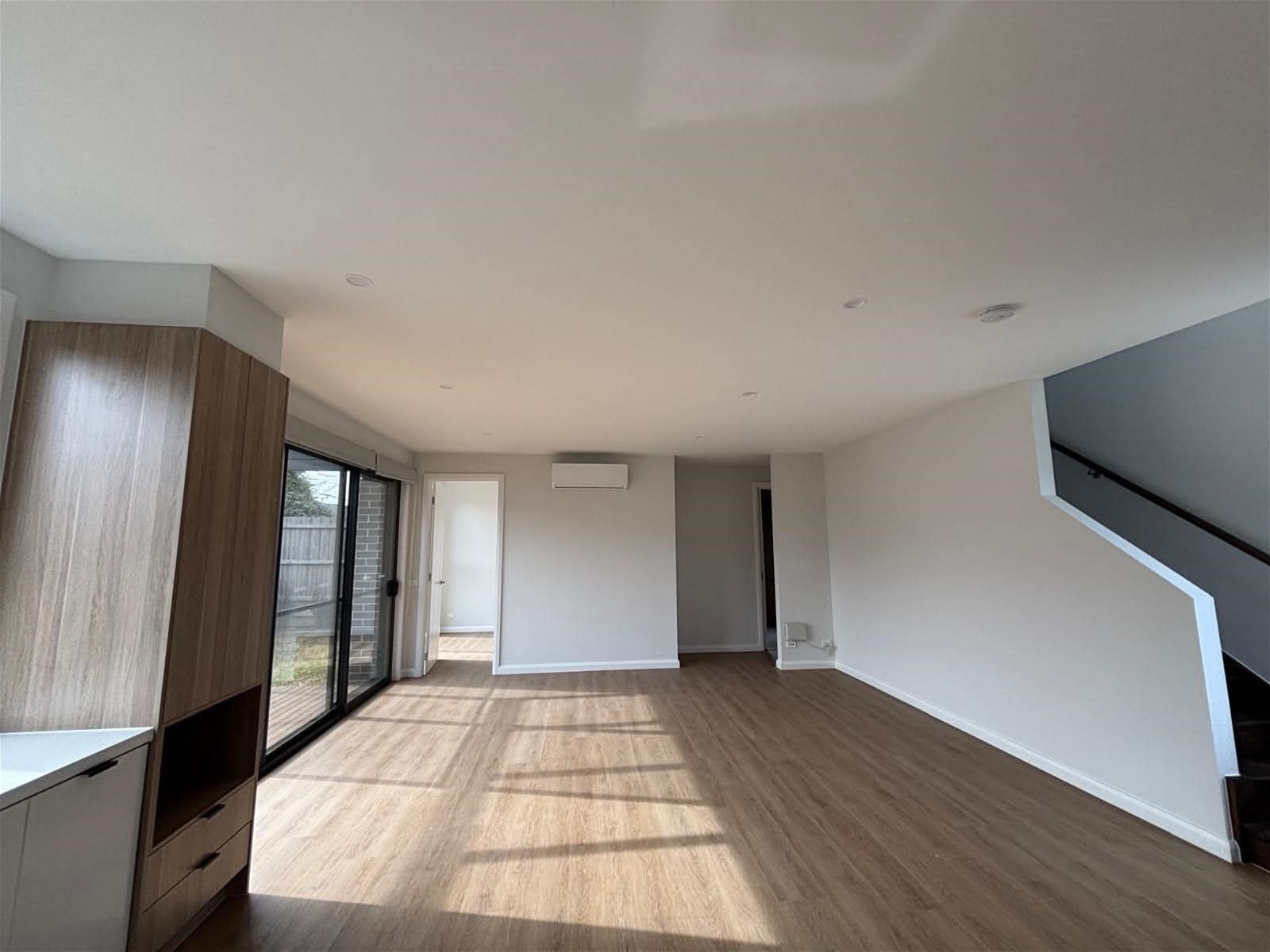 Brand New 3 Bedroom Home in Prime Springvale Location, photo 2