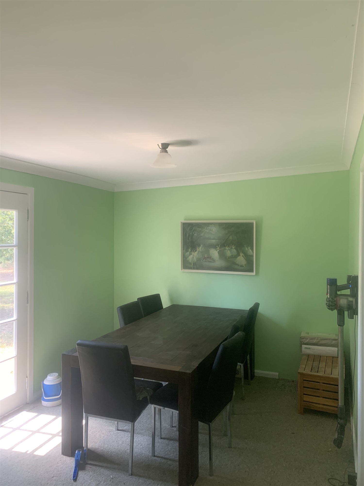 2 Bedroom house on large 9