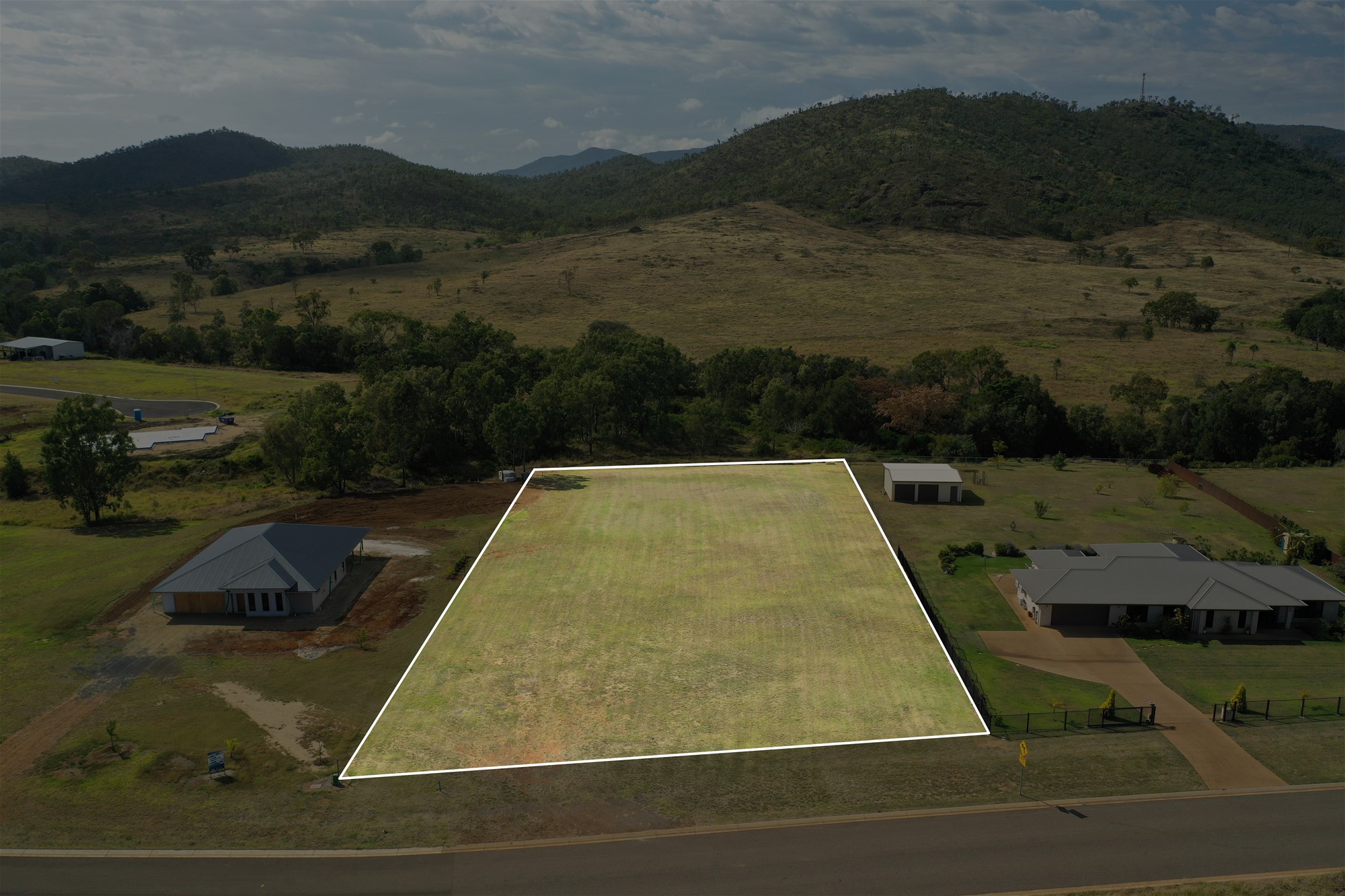 Vacant land in highly sought-after Paramount Park