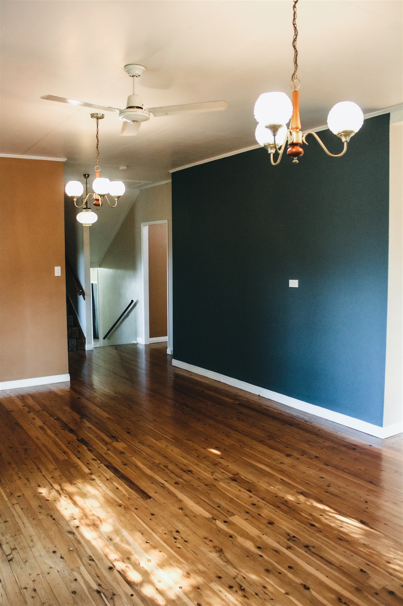 5 BEDROOM HOME WITH THE 5