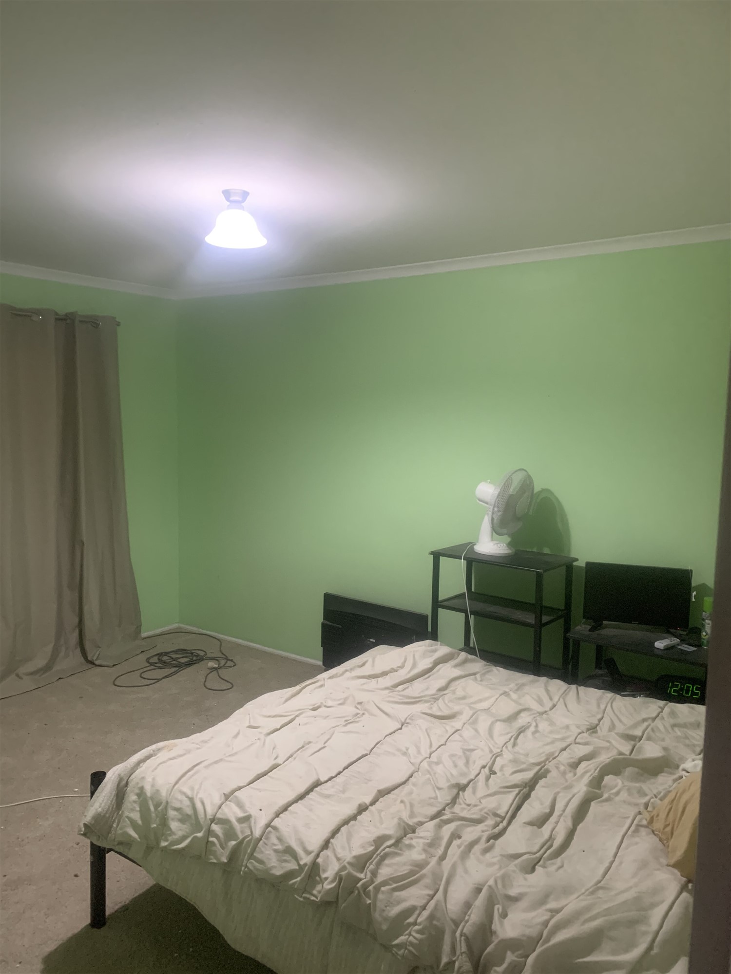 2 Bedroom house on large 10