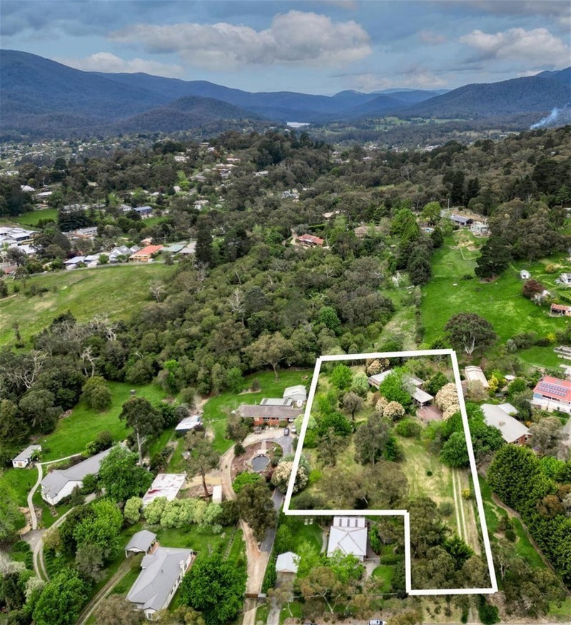 Acreage in Healesville Central