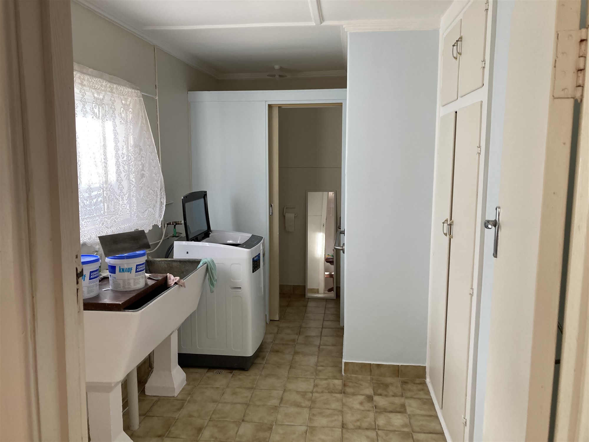 Limestone home 16