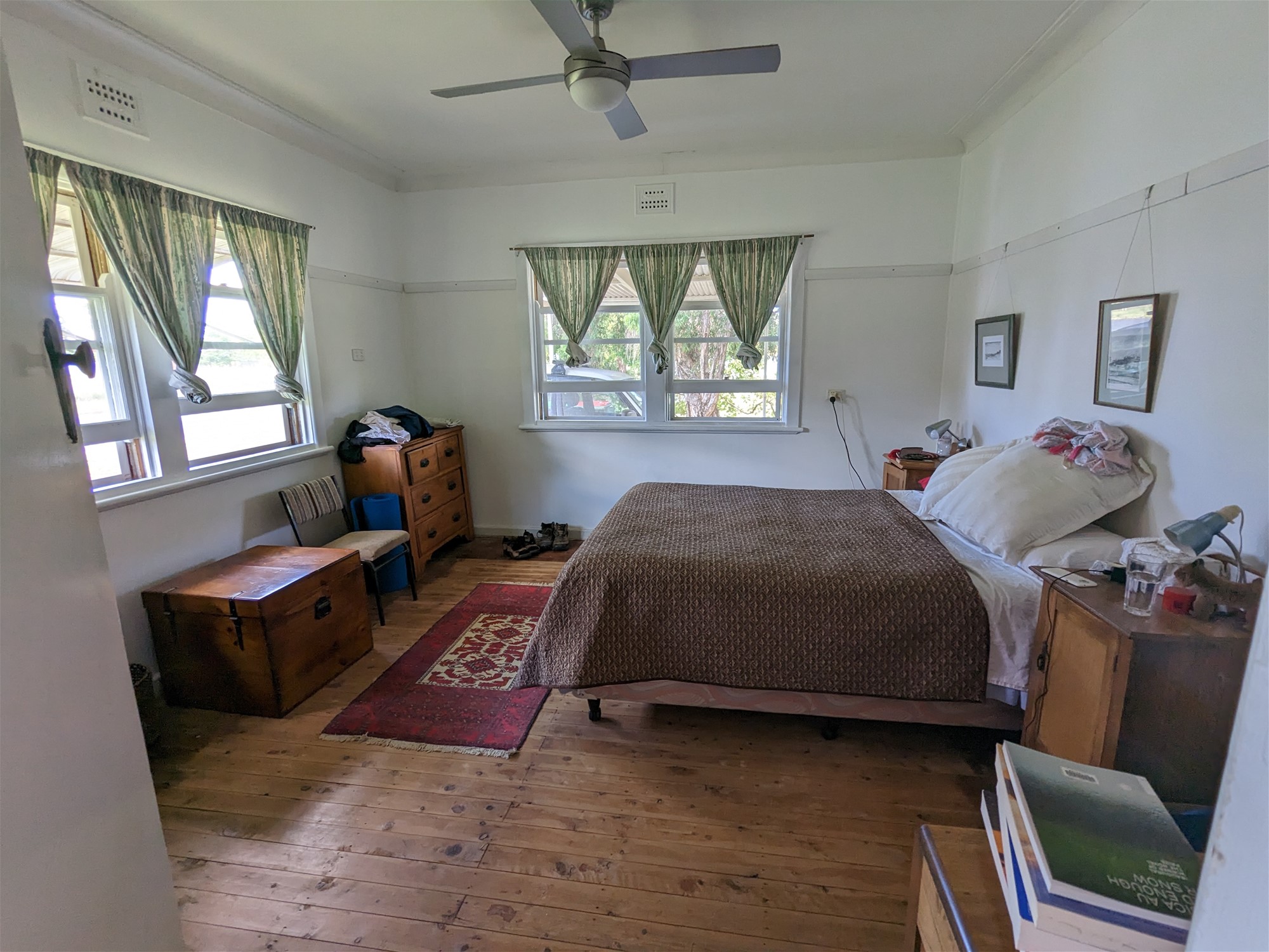 Three Bedroom Freestanding Weatherboard Home. 5