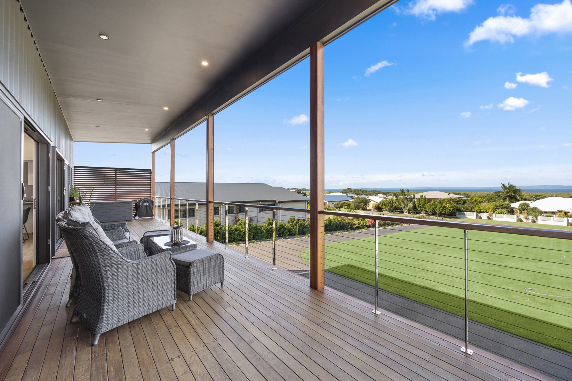 MODERN DESIGNER HOME WITH VIEWS 11