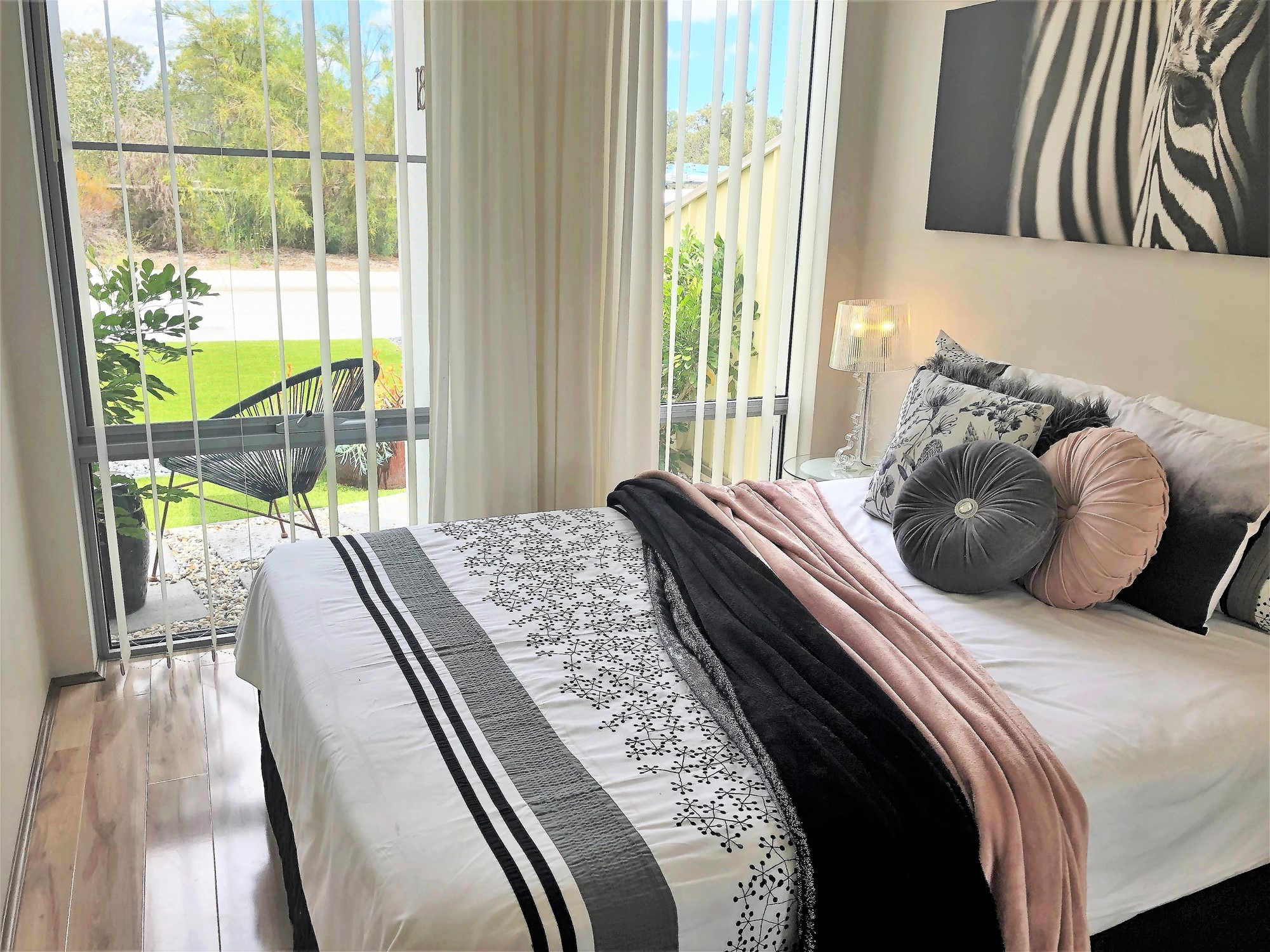 Couples Retreat in Corimbia Estate 30