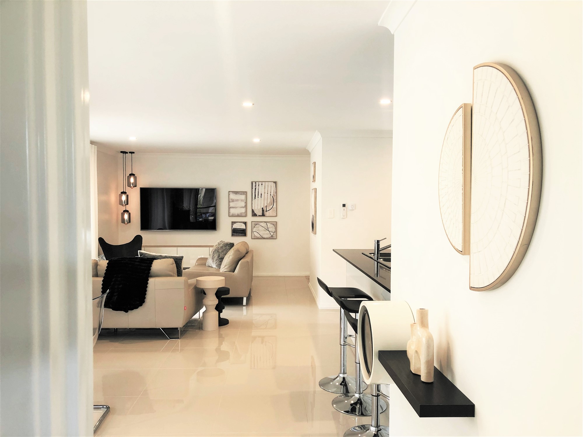 Couples Retreat in Corimbia Estate 11