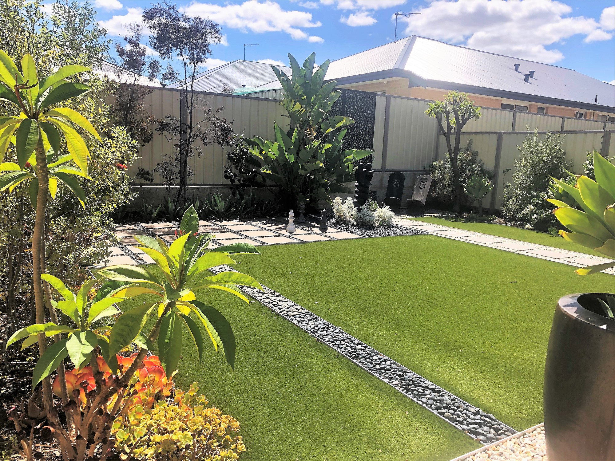 Couples Retreat in Corimbia Estate 23