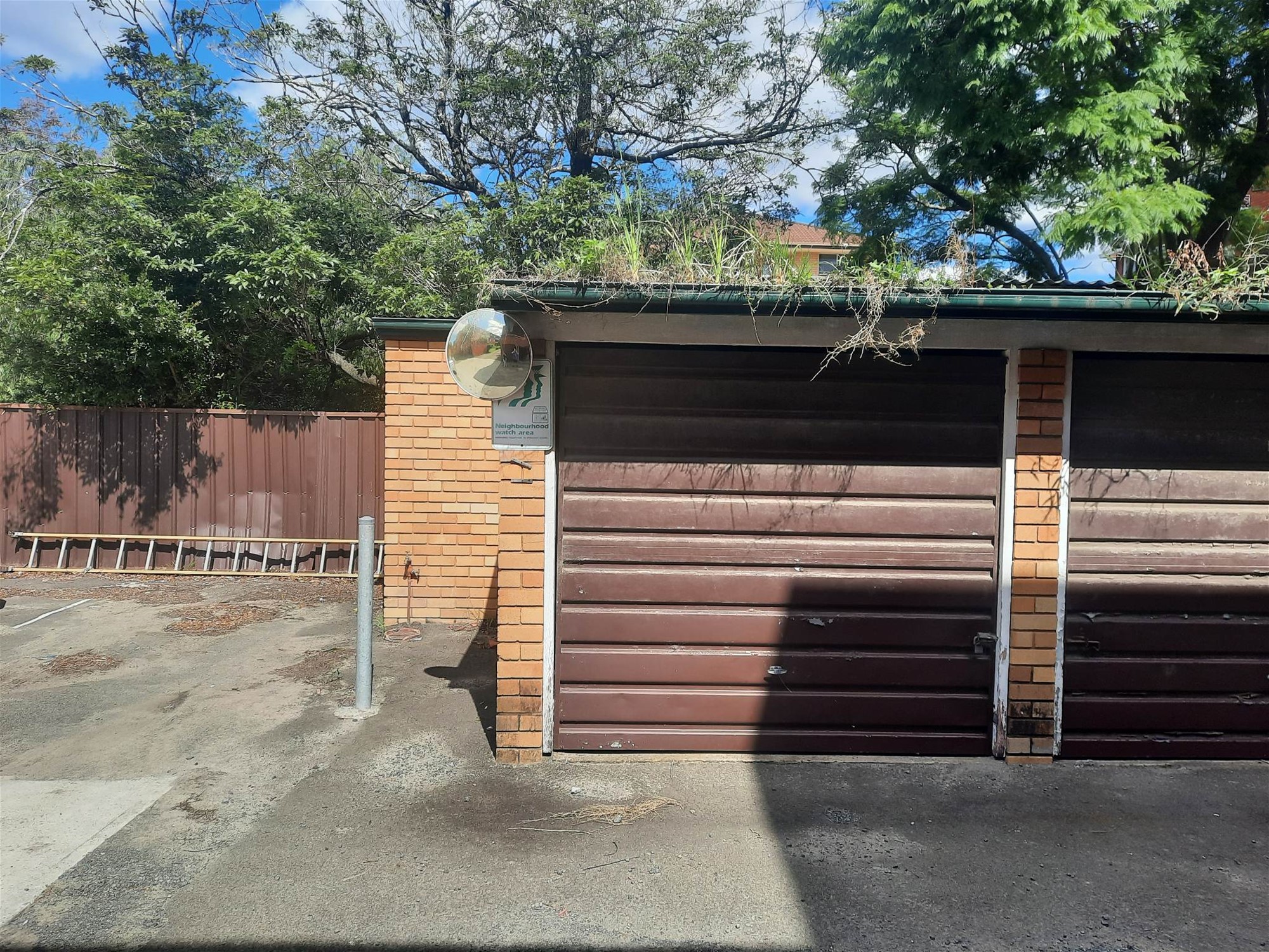 Large 2 Bedroom unit in 10